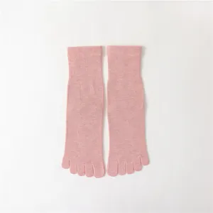 Chaussettes mi-mollet à cinq orteils confortables en coton rose chiné détail produit
