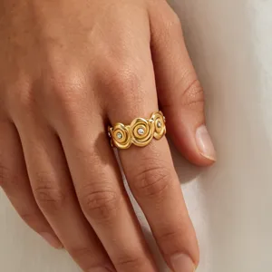 18K gold plated stainless steel floral swirl ring for women, stylish geometric fashion jewelry.