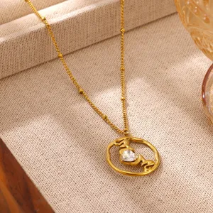 Stainless steel 18k gold plated heart MOM cubic zirconia pendant necklace for gift.