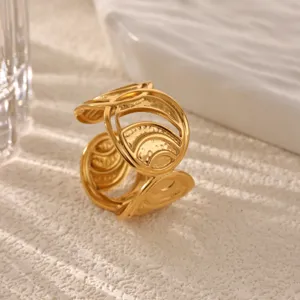 Stainless steel leaf ring French retro open adjustable gold plated geometric ring detail view