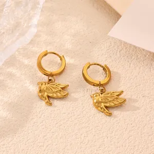 Gold-plated stainless steel hoop earrings featuring a cute little bird pendant.