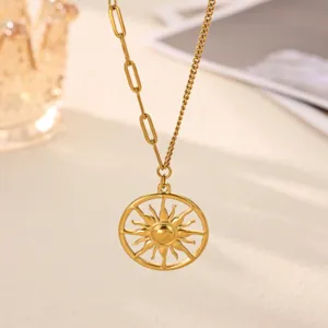 Gold sun pendant necklace featuring a mixed chain design, delicate and stylish clavicle chain.