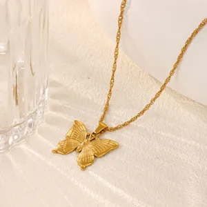 Exquisite gold butterfly pendant necklace, 18k plated stainless steel women fashion jewelry.