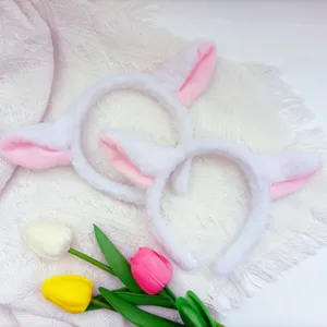 Joli serre-tête en peluche douce corne de mouton blanc accessoire mignon pour les femmes.