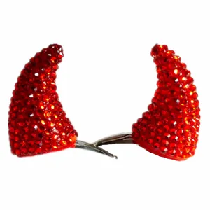 Pinces à cheveux cornes de diable strass rouges pour fête Halloween accessoire mignon détail