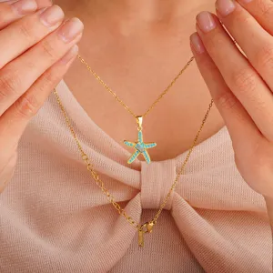 Collier pendentif étoile de mer doré avec pierres turquoise chaîne clavicule chic