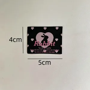 Mignonne étiquette tissée de lapin noir pour sacs de vêtements, patch décoratif de 4x5cm.