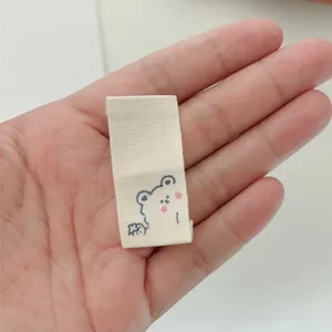 Handmade woven clothing label cute bear pattern foldable garment patch for hats & scarves