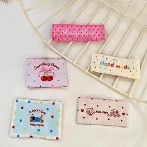 Etichette in tessuto fatte a mano a pois stile coreano per borse, sciarpe e decorazioni.