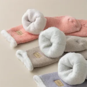 Thick fleece lined winter socks for women, cozy thermal fuzzy snow floor sleep socks.