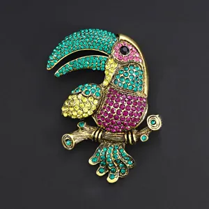 Toucan parrot brooch crystal rhinestone animal pin jewelry accessory for women clothing decor