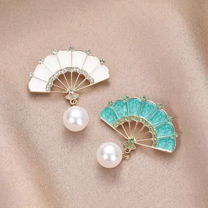 Neues chinesisches Vintage-Fächer-Brosche mit Perlenanhänger und Strass, eleganter Schmuck.