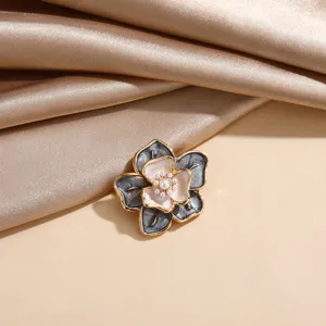 Elegant enamel flower brooch with pearls and zircon, high-end lapel pin for women apparel.