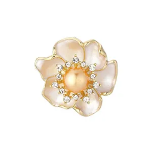 Elegant enamel flower brooch featuring a central pearl and sparkling zircon rhinestones.