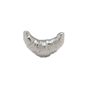 Silver croissant brooch pin, elegant niche design lapel accessory for trendy couples.