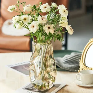 Elegante transparante glazen bloemenvaas voor huisdecoratie, modern minimalistisch luxe design.