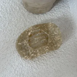 Beige acetaat haarclip, ronde platte haarklem voor elegante dameskapsels haaraccessoire.