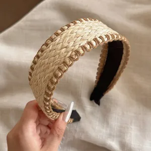 Bandeau large tissé en paille bohème pour femmes accessoire de cheveux quotidien.