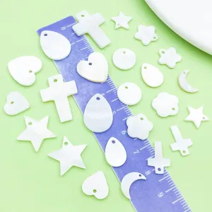 Mix 24 weiße natürliche Muschel Anhänger Stern Mond Kreuz DIY Schmuck Zubehör Teile