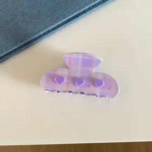 Pince à cheveux à carreaux violets avec cœurs mignons et strass, élégante pince requin en acétate.