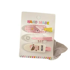 Joli ensemble de pinces à cheveux ours dessin animé pour enfants style doux accessoires