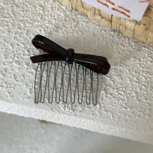 Peine de pelo con lazo de acetato marrón oscuro, elegante pinza lateral antideslizante para mujer.