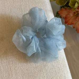 Französisches blaues Karomuster Organza Haargummi Flauschig süßes Accessoire für Pferdeschwanz