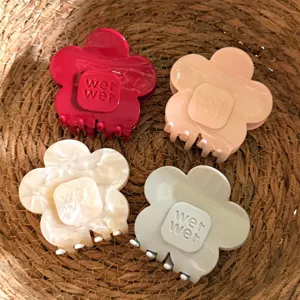 Retro Celluloseacetaat Bloem Haarklem Clip Zoet Verdikte Haai Clip Medium Maat Haaraccessoire Voor Vrouwen Sieraden