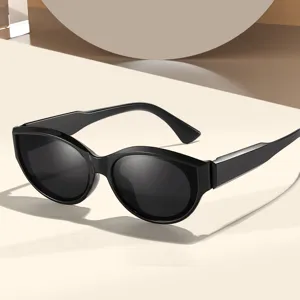 Gafas de sol negras ojo de gato elegantes para mujer, montura gruesa de moda UV.