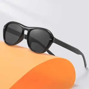 Black retro oval sunglasses Y2K style fashion chic sun protection eyewear for women and men