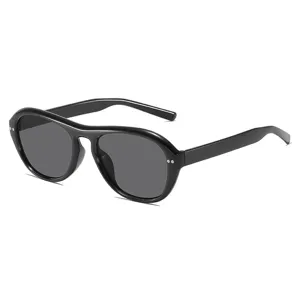 Retro oval frame sunglasses Y2K vintage black sun glasses for women and men fashion UV protection.