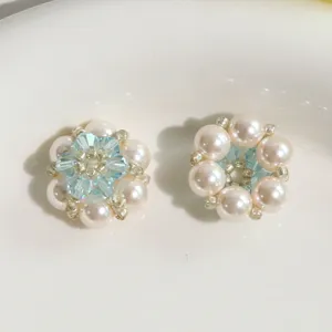 Handgefertigte Perlen Kristall Blumen Komponenten für exquisite DIY Schmuck und Accessoires.