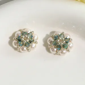 Handgemachte Perlen Kristall Blumen DIY Zubehör Detail, exquisite süße Schmuck Anhänger.
