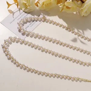 Detail van dubbellaagse kunstparelketting, perfect voor DIY-sieraden en haaraccessoires onderdelen.