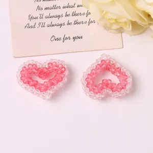 Beaded heart hair tie detail, dopamine color DIY hair accessory and charming cute jewelry.