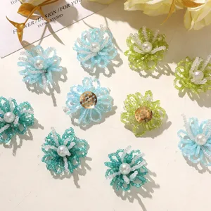 Flores de cuentas hechas a mano accesorios DIY, materiales para pendientes broche.