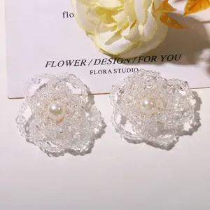 Korean vintage imitation pearl beaded flower hair clip or jewelry accessories detail view