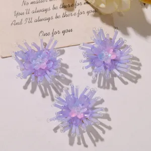 Meersalzblaue Perlenblumen DIY Zubehör, exquisite lila Harzblumen Anhänger für Handarbeiten.