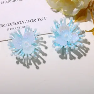 Blaue Perlen Blumen Cluster DIY Zubehör, süßer Inselurlaub Stil Haarschmuck und Ohrring.