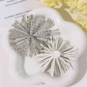Glitzernder Strass Blumenaufnäher DIY handgefertigt Kleidung Haarschmuck Schuh Deko Bastelbedarf