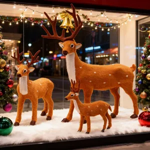 Set di statuette realistiche di renne di Natale per decorazione festiva vetrina
