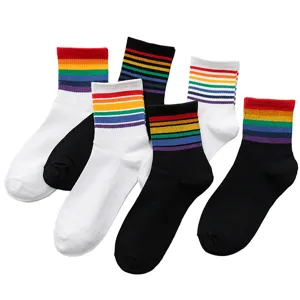 Calzini da donna primavera estate righe arcobaleno stile di strada giapponese cotone.