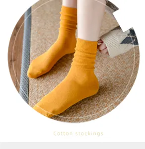 Women solid color slouch socks Japanese style mid tube cotton ribbed fashion socks.