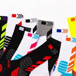 Men's Elite Cushioned Basketball Socks Athletic Crew Socks For Professional Sports