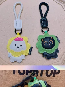 PU Leder süße Katze Hund Schlüsselanhänger Set, Cartoon Tier Taschenanhänger Geschenk.