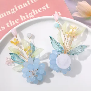 Handmade beaded blue flower hair clip detail, crystal floral wire hairpin accessories.