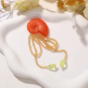 Harz Schnecke Perlen Quaste Patch DIY Brosche Haarklammer Zubehör für kreativen Look.