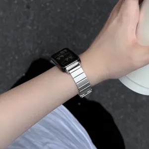Cinturino per orologio in metallo acciaio inox, dettaglio compatibile con Huawei, slim.