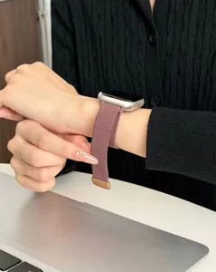 Cinturino per orologio in nylon intrecciato compatibile Apple Watch, magnetico sottile.