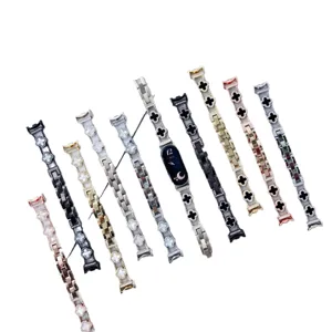 Cinturino di ricambio in metallo quadrifoglio per Xiaomi Smart Band 8 9, stile gioiello.